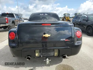 2003 Chevrolet SSR LS z VIN 1GCES14P73B101557, wystawiony jako Copart lot #73679984 z przebiegiem 107 554 mil mil oraz Szkody całkowita. Historia ofert i sprzedaży dostępna na DreamBid. Obrazek 6.