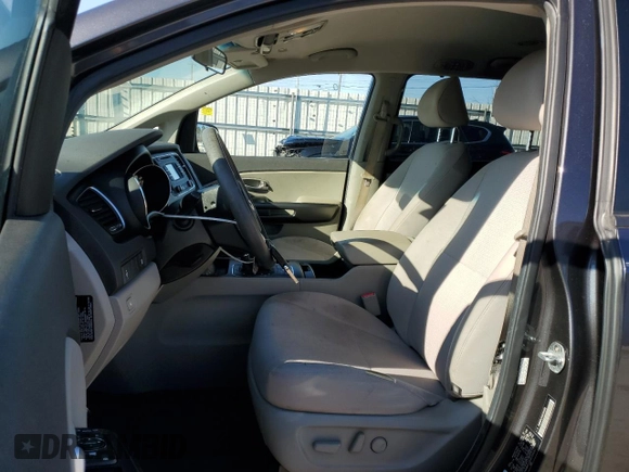 2016 Kia Sedona LX with VIN KNDMB5C16G6194683, listed as a Copart auction lot 47828165 with 155,320 mi miles and Salvage Title. Bid and sale history available at carsss.com. Image 7.