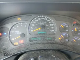 2003 GMC Sierra 1500 SLT z VIN 2GTEK19T831202788, wystawiony jako Copart lot #57964195 z przebiegiem Nie podano mil oraz Czysty tytuł • Clean title. Historia ofert i sprzedaży dostępna na DreamBid. Obrazek 9.