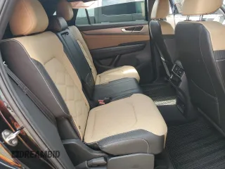 2024 Volkswagen Atlas SE with VIN 1V2DE2CA8RC236764, listed as a Copart auction lot 50357035 with 8,667 mi miles and Salvage title. Bid and sale history available at DreamBid. Image 11.