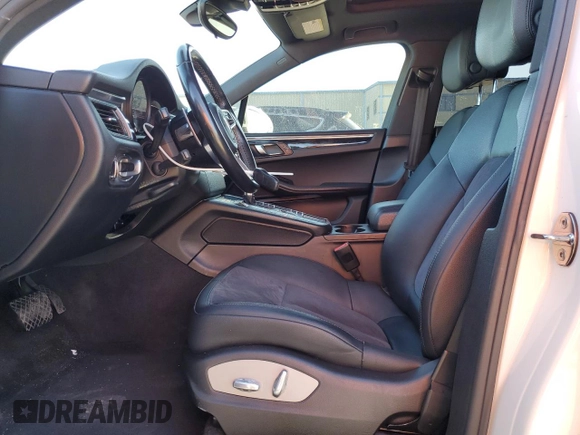 2017 Porsche Macan with VIN WP1AA2A56HLB80018, listed as a Copart auction lot 48799025 with 89,702 mi miles and Salvage Title. Bid and sale history available at DreamBid. Image 7.