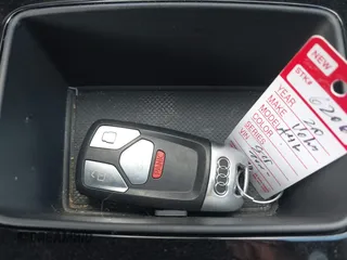2020 Audi A4 Premium Plus z VIN WAUENAF47LN003795, wystawiony jako IAAI lot #41191479 z przebiegiem 105 196 mil mil oraz . Historia ofert i sprzedaży dostępna na DreamBid. Obrazek 11.