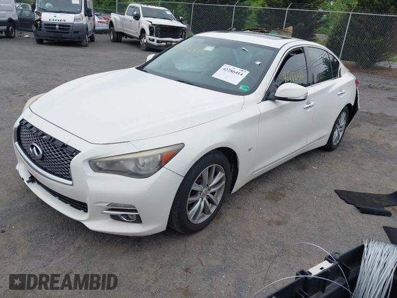 2014 Infiniti Q50 Sport with VIN JN1BV7AP5EM682486, listed as a IAAI auction lot 42286414 with 274,696 mi miles and . Bid and sale history available at DreamBid. Image 2.