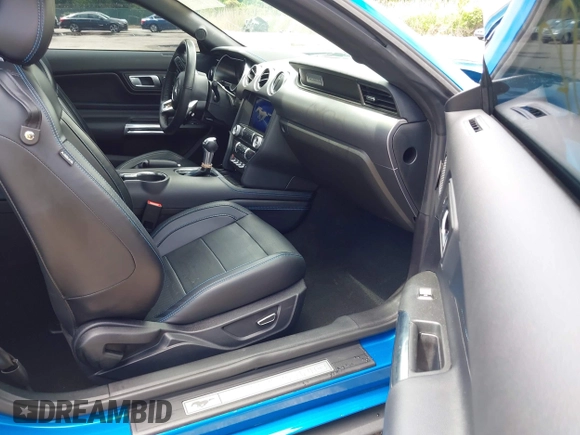2019 Ford Mustang GT with VIN 1FA6P8CF4K5180728, listed as a IAAI auction lot 42250689 with 9,135 mi miles and . Bid and sale history available at DreamBid. Image 5.