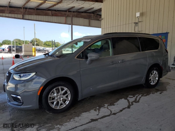 2022 Chrysler Pacifica Touring L with VIN 2C4RC1BG6NR116038, listed as a Copart auction lot 50883085 with 82,181 mi miles and Non Repairable. Bid and sale history available at carsss.com. Image 1.