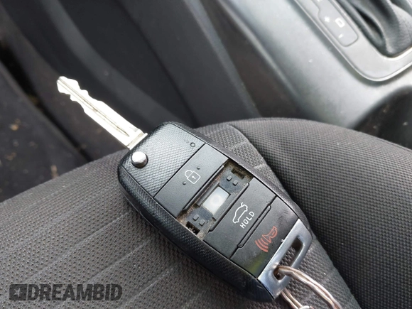 2016 Kia Forte LX with VIN KNAFX4A64G5499881, listed as a IAAI auction lot 42068921 with 122,596 mi miles. Bid and sale history available at carsss.com. Image 11.
