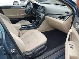 2017 Hyundai Sonata 2.4L with VIN 5NPE24AF1HH440768, listed as a IAAI auction lot 41751217 with 133,633 mi miles and . Bid and sale history available at carsss.com. Image 5.