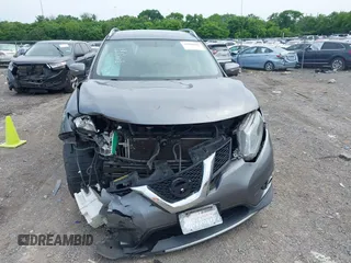 2015 Nissan Rogue SL z VIN 5N1AT2MV1FC923555, wystawiony jako IAAI lot #42280286 z przebiegiem 144 966 mil mil oraz . Historia ofert i sprzedaży dostępna na DreamBid. Obrazek 12.
