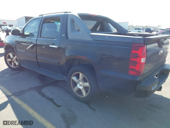 2008 Chevrolet Avalanche LS with VIN 3GNFK12308G224448, listed as a IAAI auction lot 41477612 with 208,365 mi miles. Bid and sale history available at carsss.com. Image 3.