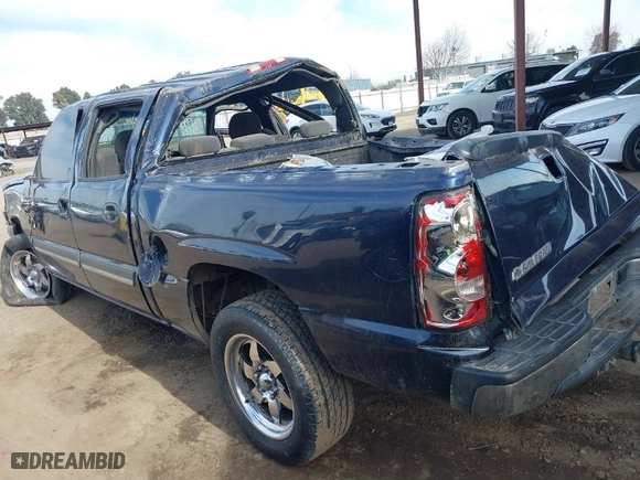 2006 Chevrolet Silverado 1500 LT1 with VIN 2GCEC13T061102551, listed as a IAAI auction lot 41735074 with 253,034 mi miles. Bid and sale history available at carsss.com. Image 3.