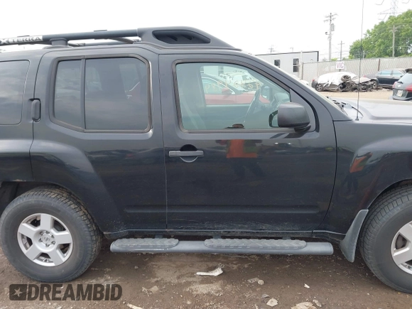 2007 Nissan Xterra SE z VIN 5N1AN08W67C513871, wystawiony jako IAAI lot #42424984 z przebiegiem 145 552 mil mil oraz . Historia ofert i sprzedaży dostępna na DreamBid. Obrazek 14.
