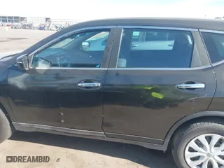 2015 Nissan Rogue S with VIN 5N1AT2MT5FC838152, listed as a IAAI auction lot 40913090 with 132,561 mi miles. Bid and sale history available at carsss.com. Image 14.