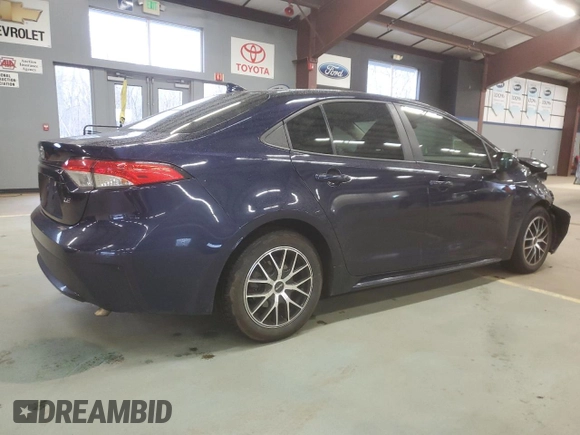 2021 Toyota Corolla LE with VIN 5YFEPMAE7MP269904, listed as a Copart auction lot 52241115 with 68,669 mi miles and Salvage Title. Bid and sale history available at carsss.com. Image 3.
