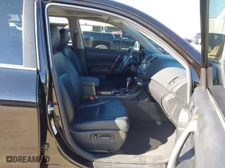2013 Toyota Highlander Limited with VIN 5TDYK3EHXDS136734, listed as a IAAI auction lot 40932374 with 51,025 mi miles. Bid and sale history available at carsss.com. Image 5.