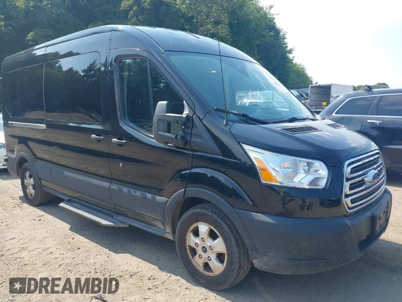 2019 Ford Transit Passenger XL with VIN 1FBAX2CG5KKA77205, listed as a IAAI auction lot 40028485 with 89,924 mi miles and . Bid and sale history available at carsss.com. Image 1.