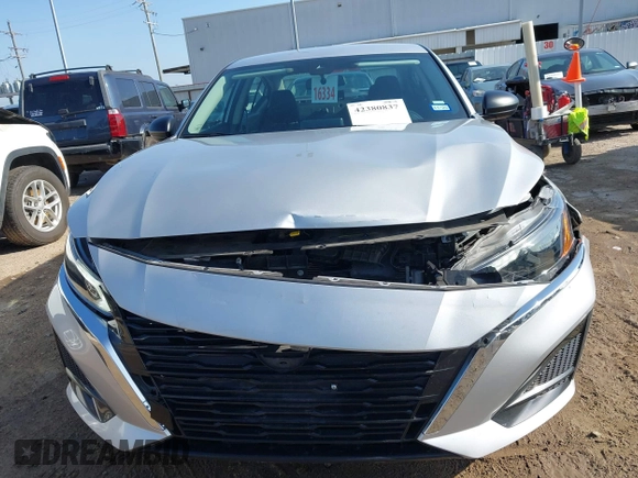 2024 Nissan Altima SV z VIN 1N4BL4DV6RN360313, wystawiony jako IAAI lot #42380837 z przebiegiem 44 189 mil mil oraz . Historia ofert i sprzedaży dostępna na DreamBid. Obrazek 12.