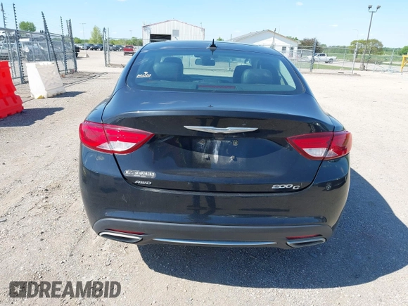 2015 Chrysler 200 C z VIN 1C3CCCEG9FN542855, wystawiony jako IAAI lot #42216833 z przebiegiem 99 587 mil mil oraz . Historia ofert i sprzedaży dostępna na DreamBid. Obrazek 16.