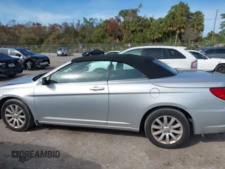 2011 Chrysler 200 Touring with VIN 1C3BC2EB2BN532527, listed as a IAAI auction lot 41428010 with 85,968 mi miles. Bid and sale history available at carsss.com. Image 15.