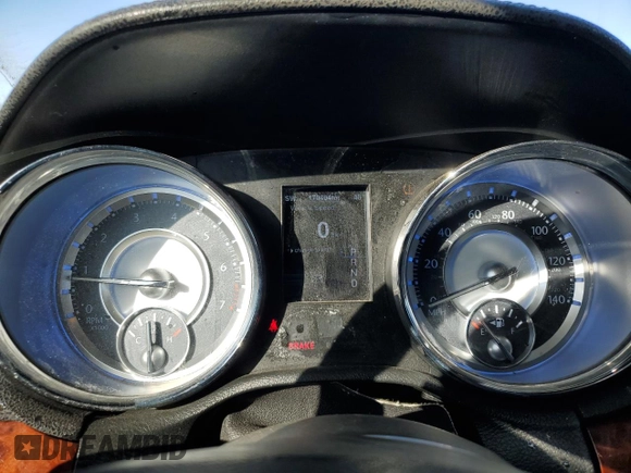 2014 Chrysler 300 with VIN 2C3CCAAG1EH138739, listed as a Copart auction lot 48376455 with 170,404 mi miles and Salvage Title. Bid and sale history available at DreamBid. Image 9.