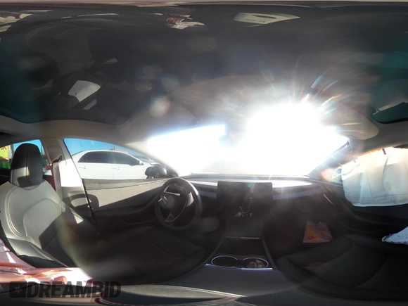 2024 Tesla Model 3 z VIN 5YJ3E1EA7RF736647, wystawiony jako IAAI lot #41372410 z przebiegiem 12 889 mil mil oraz . Historia ofert i sprzedaży dostępna na DreamBid. Obrazek 19.