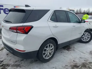 2022 Chevrolet Equinox LT with VIN 3GNAXUEVXNL299977, listed as a IAAI auction lot 41628827 with 6,513 mi miles. Bid and sale history available at carsss.com. Image 4.