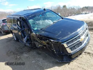 2016 Chevrolet Suburban LS with VIN 1GNSKGEC3GR345745, listed as a IAAI auction lot 41619182 with 233,910 mi miles. Bid and sale history available at carsss.com. Image 1.