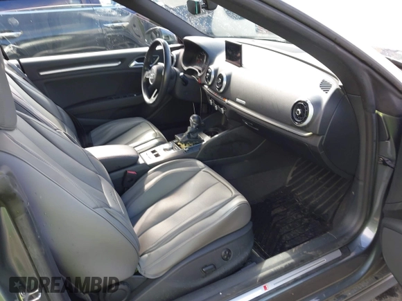2018 Audi A3 Cabriolet Premium Plus z VIN WAUY8LFF5J1005308, wystawiony jako IAAI lot #42205046 z przebiegiem 73 076 mil mil oraz . Historia ofert i sprzedaży dostępna na DreamBid. Obrazek 5.