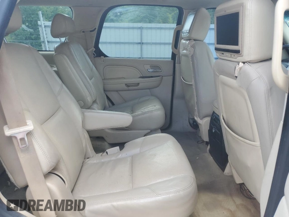 2007 Cadillac Escalade z VIN 1GYFK63827R260277, wystawiony jako Copart lot #54665815 z przebiegiem 206 441 mil mil oraz Tytuł czysty. Historia ofert i sprzedaży dostępna na DreamBid. Obrazek 11.