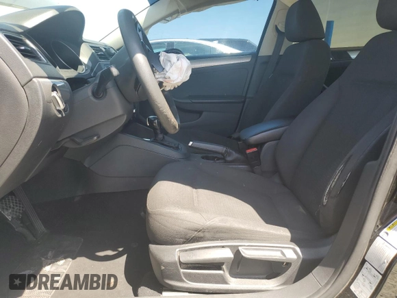 2015 Volkswagen Jetta SE z VIN 3VWD17AJ8FM231567, wystawiony jako Copart lot #55333725 z przebiegiem Nie podano mil oraz Szkoda całkowita • Salvage title. Historia ofert i sprzedaży dostępna na DreamBid. Obrazek 7.