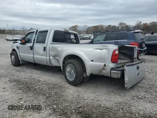 2008 Ford F-350 with VIN 1FTWW32RX8EA88768, listed as a Copart auction lot 84471024 with Not provided miles and Salvage title. Bid and sale history available at DreamBid. Image 2.
