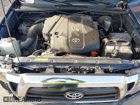 2008 Toyota Tacoma with VIN 5TEUU42N68Z533231, listed as a IAAI auction lot 41588789 with 114,423 mi miles and . Bid and sale history available at DreamBid. Image 10.