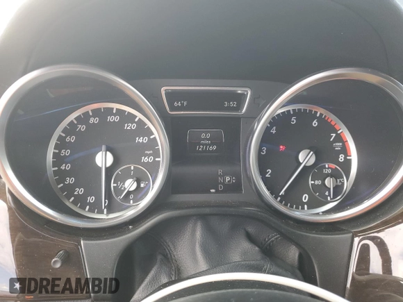 2015 Mercedes-Benz M ML 350 with VIN 4JGDA5HB3FA487968, listed as a Copart auction lot 51332315 with 121,169 mi miles and Salvage Title. Bid and sale history available at carsss.com. Image 9.