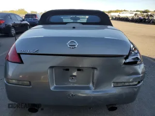 2005 Nissan 350Z Touring z VIN JN1AZ36A15M756659, wystawiony jako Copart lot #75458384 z przebiegiem 101 489 mil mil oraz Szkoda całkowita • Salvage title. Historia ofert i sprzedaży dostępna na DreamBid. Obrazek 6.