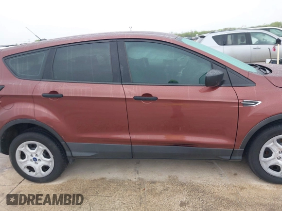 2018 Ford Escape S with VIN 1FMCU0F73JUA03910, listed as a IAAI auction lot 41899146 with 33,486 mi miles and . Bid and sale history available at carsss.com. Image 14.