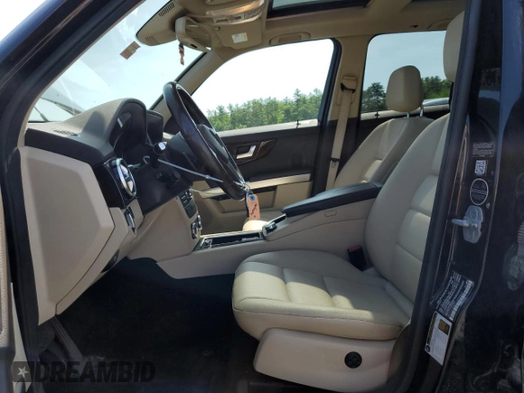 2015 Mercedes-Benz GLK 350 with VIN WDCGG8JB5FG439889, listed as a Copart auction lot 63752384 with 110,234 mi miles and Salvage Title. Bid and sale history available at DreamBid. Image 7.
