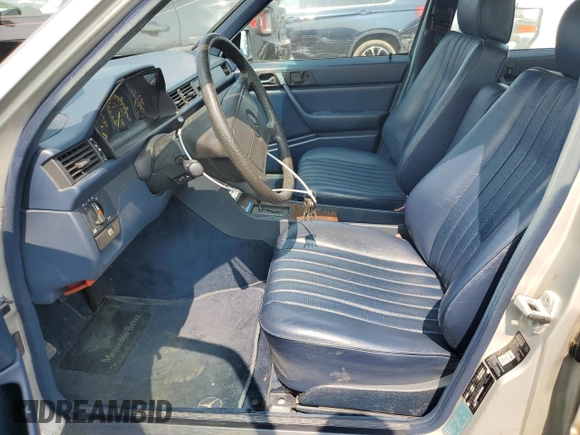 1989 Mercedes-Benz 300 E с VIN WDBEA30DXKA877386, выставлен на аукционе Copart как лот 59333665 с пробегом 205 173 миль миль и Чистый • Clean title. История ставок и продаж доступна на DreamBid. Изображение 7.