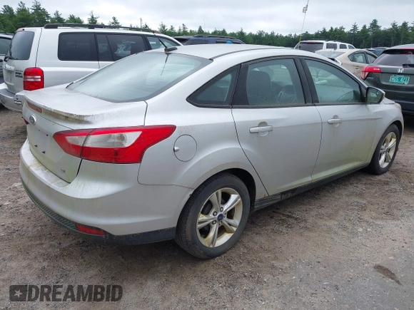 2013 Ford Focus SE with VIN 1FADP3F25DL348409, listed as a IAAI auction lot 42720571 with 121,136 mi miles and . Bid and sale history available at DreamBid. Image 4.