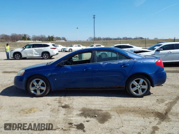 2007 Pontiac G6 GT with VIN 1G2ZH58N974256318, listed as a IAAI auction lot 41780431 with 202,994 mi miles. Bid and sale history available at carsss.com. Image 15.