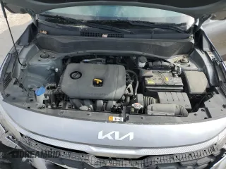 2022 Kia Seltos LX z VIN KNDEPCAAXN7319091, wystawiony jako Copart lot #78162244 z przebiegiem 76 592 mil mil oraz Nie do naprawy. Historia ofert i sprzedaży dostępna na DreamBid. Obrazek 11.