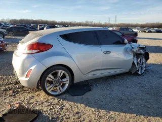 2012 Hyundai Veloster w/Gray Int с VIN KMHTC6AD2CU050738, выставлен на аукционе Copart как лот 42136435 с пробегом 151 482 миль миль и Списание • Salvage title. История ставок и продаж доступна на DreamBid. Изображение 3.