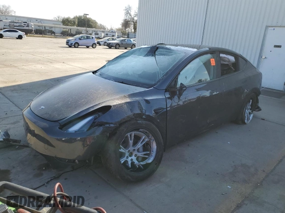 2024 Tesla Model Y Long Range with VIN 7SAYGDEE6RF063230, listed as a Copart auction lot 42872535 with Not Provided miles and Salvage Title. Bid and sale history available at DreamBid. Image 1.