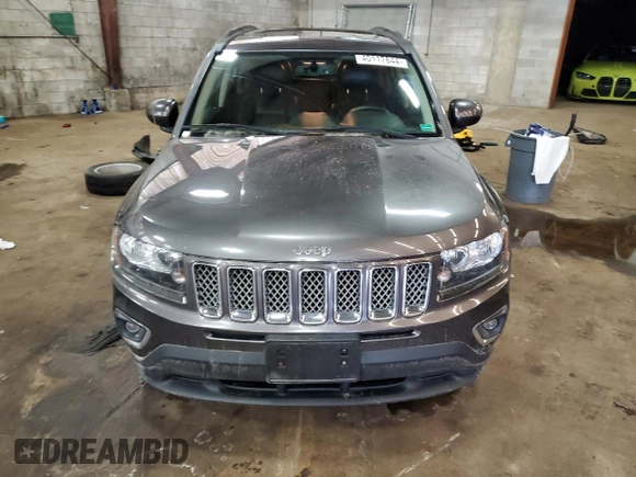2016 Jeep Compass High Altitude with VIN 1C4NJDABXGD626264, listed as a Copart auction lot 40117644 with 191,694 mi miles. Bid and sale history available at carsss.com. Image 5.