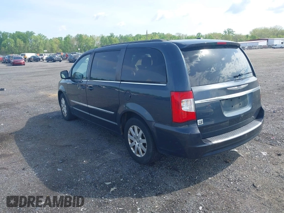 2014 Chrysler Town & Country Touring with VIN 2C4RC1BG0ER461081, listed as a IAAI auction lot 42157023 with 220,955 mi miles. Bid and sale history available at carsss.com. Image 3.