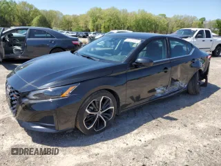 2023 Nissan Altima SR z VIN 1N4BL4CV7PN380732, wystawiony jako Copart lot #52321465 z przebiegiem 18 908 mil mil oraz Szkoda całkowita • Salvage title. Historia ofert i sprzedaży dostępna na DreamBid. Obrazek 1.