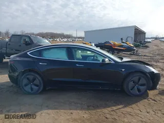 2019 Tesla Model 3 Long Range with VIN 5YJ3E1EB5KF414748, listed as a IAAI auction lot 41778914 with 0 mi miles. Bid and sale history available at carsss.com. Image 13.