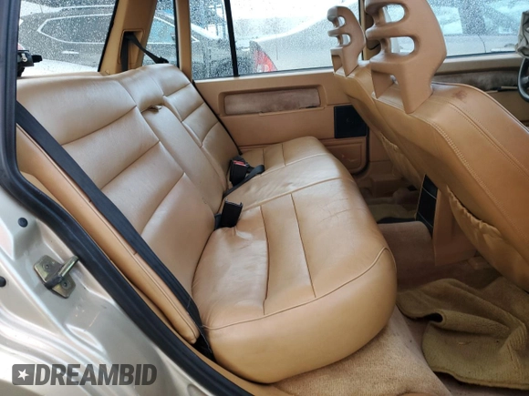 1991 Volvo 740 with VIN YV1FA8746M2513630, listed as a Copart auction lot 44464865 with 221,431 mi miles and Salvage Title. Bid and sale history available at carsss.com. Image 10.