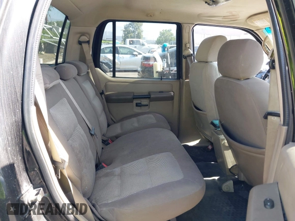 2005 Ford Explorer Sport Trac XLS с VIN 1FMZU67K65UA23154, выставлен на аукционе IAAI как лот 42664558 с пробегом 93 040 миль миль и . История ставок и продаж доступна на DreamBid. Изображение 8.