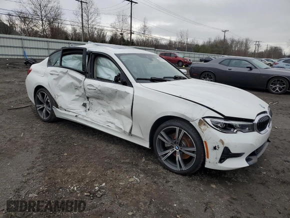2019 BMW 3 Series 330i xDrive with VIN 3MW5R7J51K8A04840, listed as a Copart auction lot 85679214 with Not Provided miles and Non Repairable. Bid and sale history available at DreamBid. Image 4.