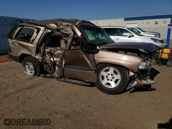 2003 Chevrolet Tahoe LS with VIN 1GNEC13V53R125058, listed as a Copart auction lot 65245434 with 220,476 mi miles and Salvage Title. Bid and sale history available at carsss.com. Image 4.