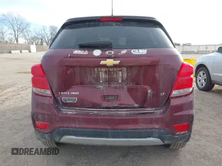 2017 Chevrolet Trax LT with VIN 3GNCJPSB5HL262068, listed as a IAAI auction lot 41437329 with 132,559 mi miles. Bid and sale history available at carsss.com. Image 6.